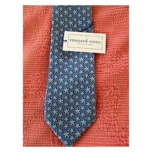 NWT Vineyard Vines Blue Starfish 100% Silk